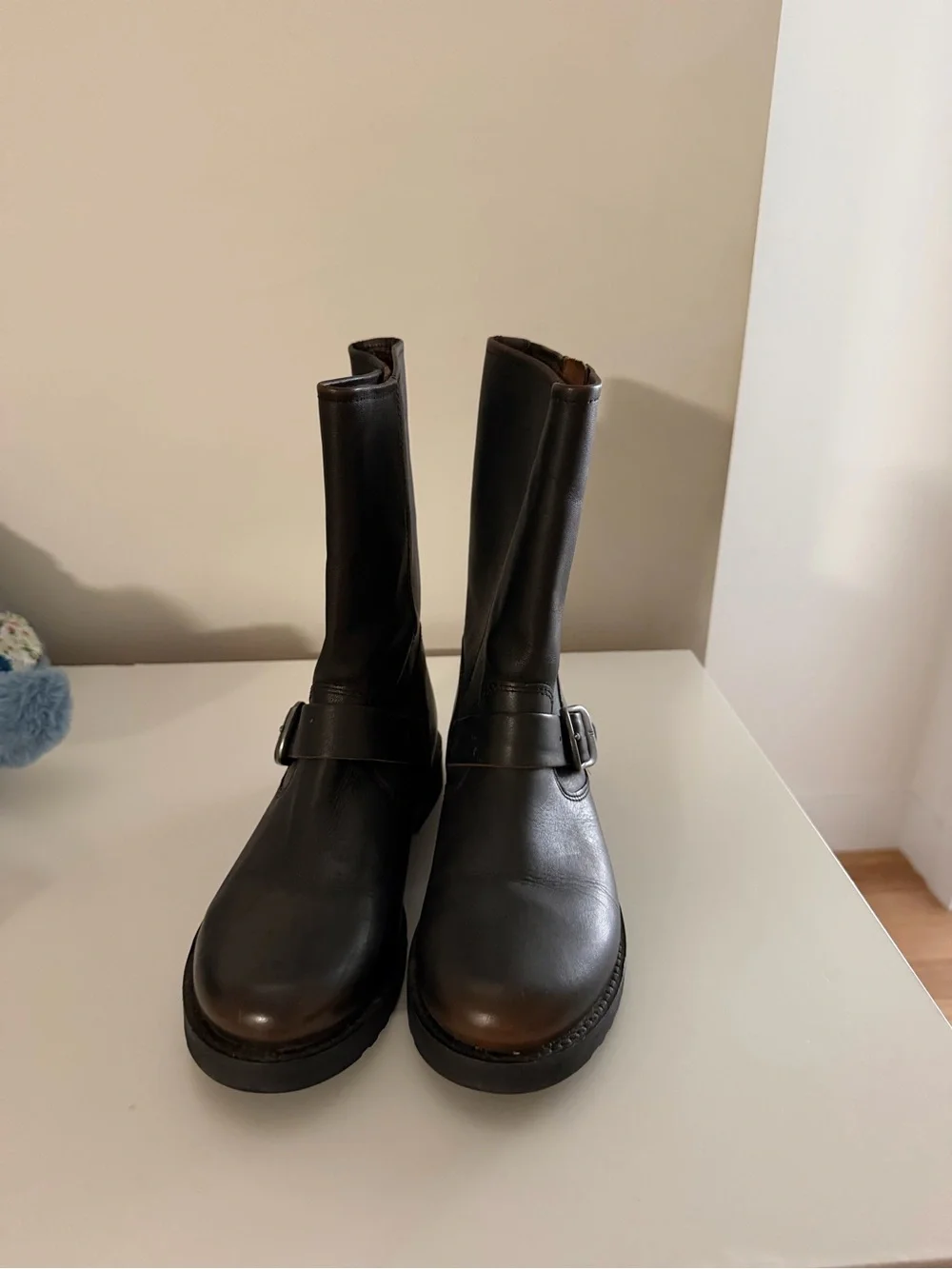 Frye Veronica Boots - Picture 2 of 5